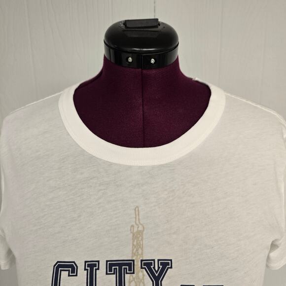 Women's LOFT City of Love Eiffel Tower Cropped Tee | Size Medium - Picture 5 of 7